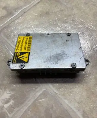 Audi A8 S8 D3 4E Headlight ballast module Xenon 5DV00829000