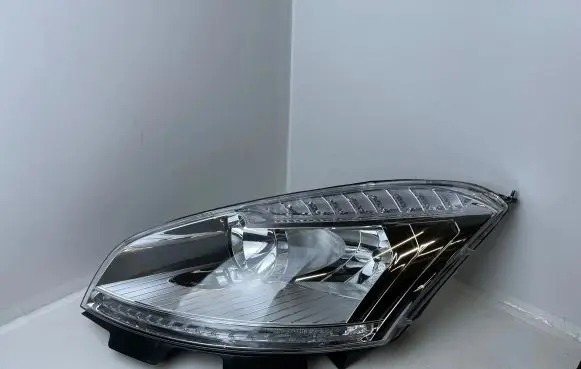 Citroen C4 I Picasso Headlight/headlamp
