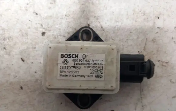 Audi A6 S6 C6 4F ESP acceleration yaw rate sensor 8E0907637B 0265005618