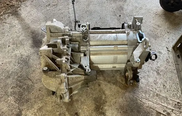 Citroen C4 III e-C4 Electric car motor 