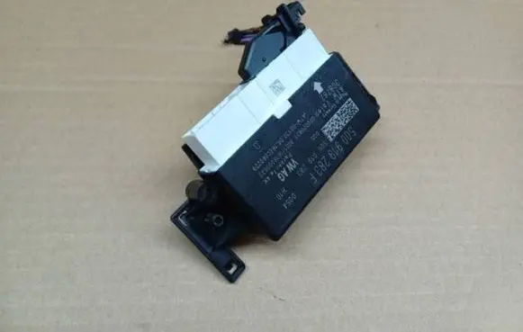 Volkswagen Tiguan Parking PDC control unit/module 5Q0919283F 5Q0919283 208782