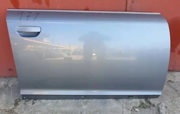 Audi A6 S6 C6 4F Front door