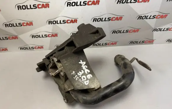 Audi A6 S6 C6 4F Power steering pump mounting bracket 059145169AA