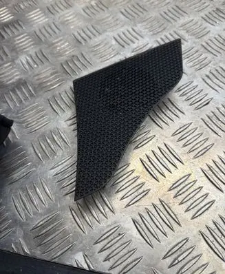 KIA EV6 Side speaker trim/cover 84725CV100