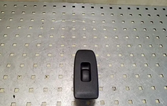 Mitsubishi Pajero Electric window control switch MR444892 MR445659