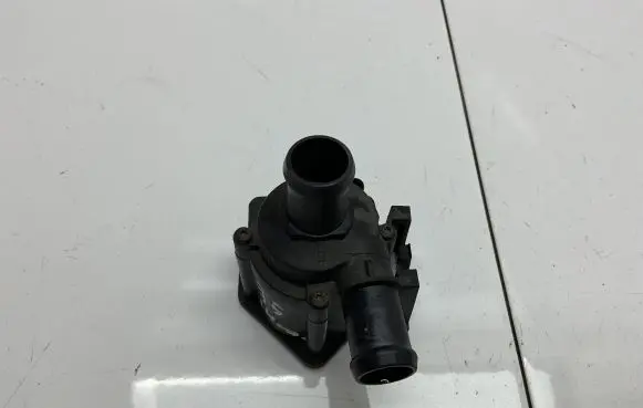 Audi A5 8T 8F Electric auxiliary coolant/water pump 06H121601M