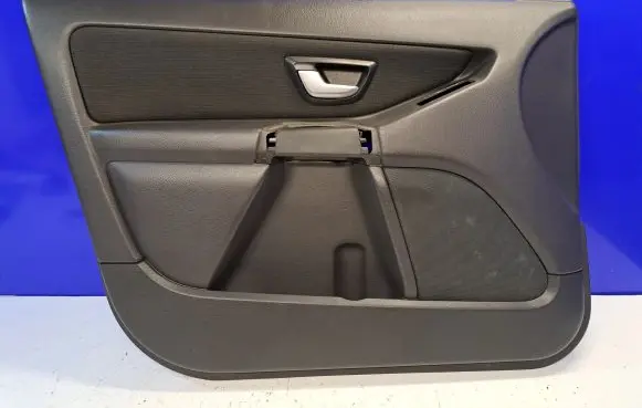 Volvo XC90 Front door card panel trim 39896713 9401804