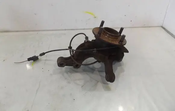 Nissan NV200 Front wheel hub spindle knuckle