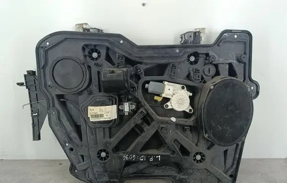 Dodge Grand Caravan Front door window regulator with motor 3015750K