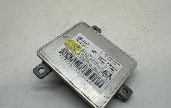 Audi A4 S4 B8 8K Headlight ballast module Xenon 8K0941597C