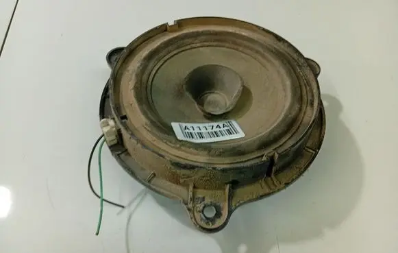 Nissan Primera Front door speaker 28156AV700