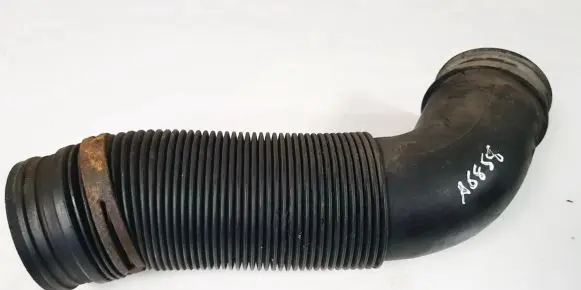 Volkswagen PASSAT B4 Air intake hose/pipe