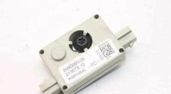 BMW 3 E92 E93 Aerial antenna filter 699009005