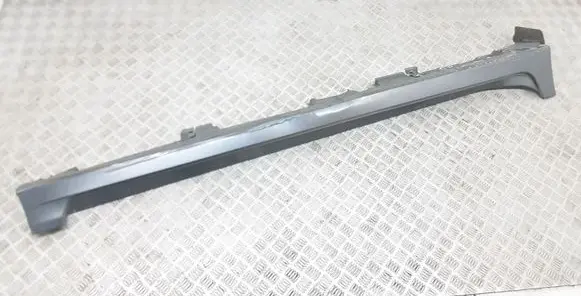 Lexus CT 200H Sill 7585076010