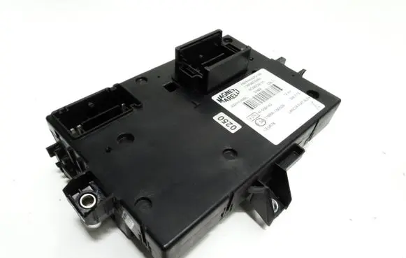 Fiat Ducato Fuse module 1365823080 Y503440520109 116RAI000029