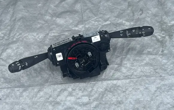 Jeep Avenger Indicator stalk 98464318ZD00