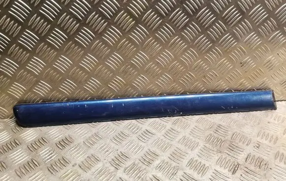 Mercedes-Benz ML W163 Rear fender molding trim 1636900462