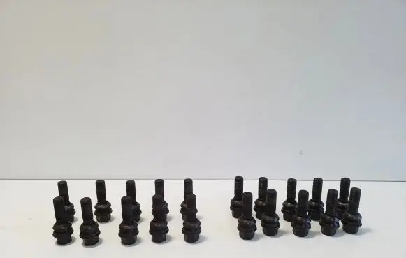 Volkswagen Transporter - Caravelle T5 Nuts/bolts 