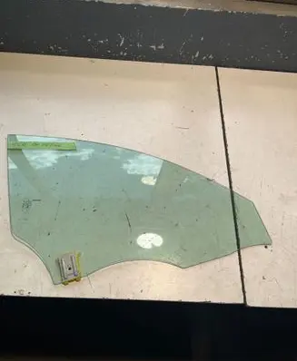 Mercedes-Benz GLA W156 X156 Front door window glass four-door 43R00050 234567890 DOT24M62A62