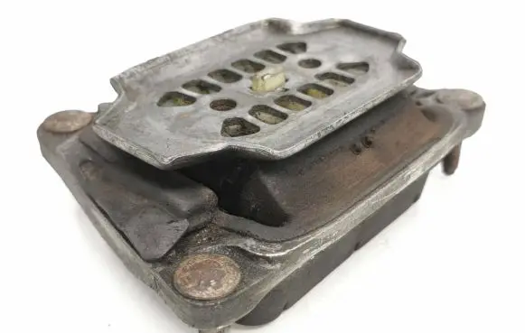 Audi A6 S6 C6 4F Gearbox mounting bracket 1030404AM 101005