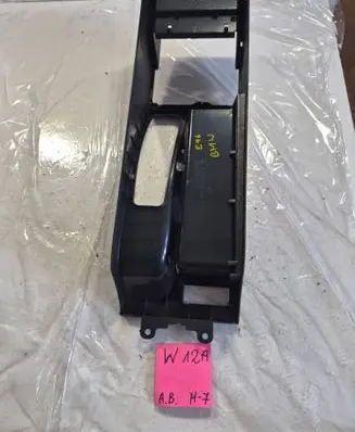 BMW 3 E46 Center console 51168213680