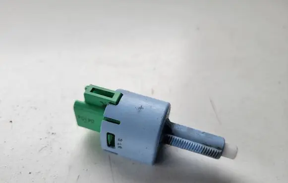 Mitsubishi ASX Brake pedal sensor switch