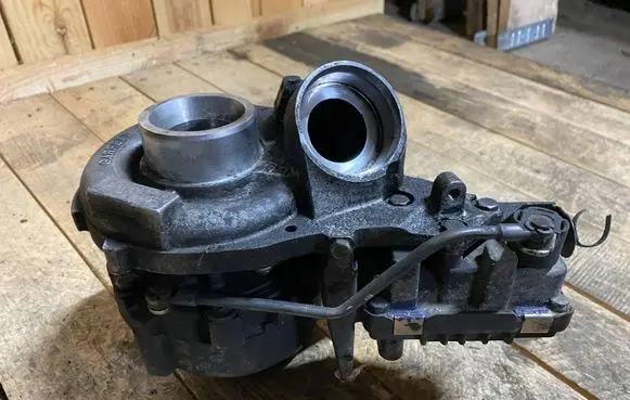 Mercedes-Benz C W203 Turbo a6460960499 6460960499