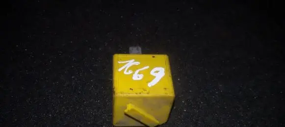 Ford Fiesta Other relay 93bg14n089b1b nenustayta