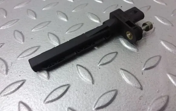 BMW 1 E81 E87 Crankshaft position sensor 7805188