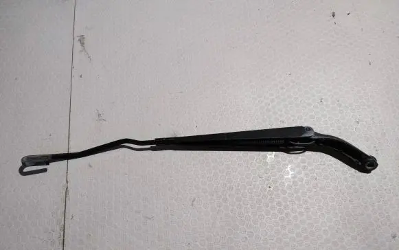 Volvo S60 Front wiper blade arm 8624266