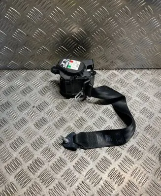 Opel Crossland X Rear seatbelt 39194188
