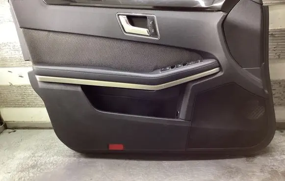 Mercedes-Benz E W212 Front door card panel trim A2127270348 A2079050051 A2127200170