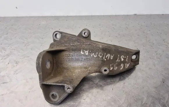 Gearbox mounting bracket