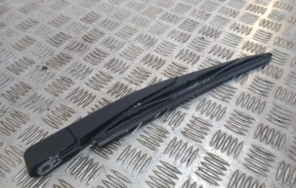 Ford Kuga I Rear wiper blade arm