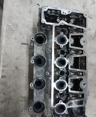 Ford Galaxy Engine head 9688418110
