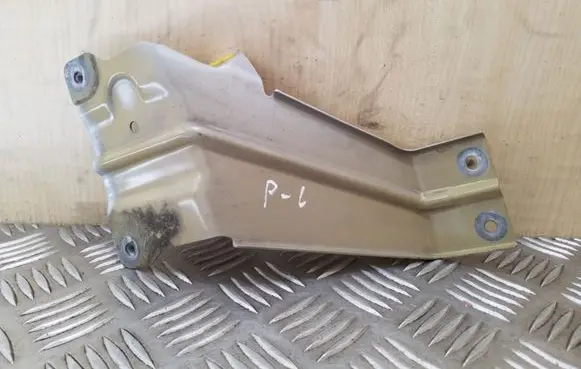 Opel Antara Fender mounting bracket