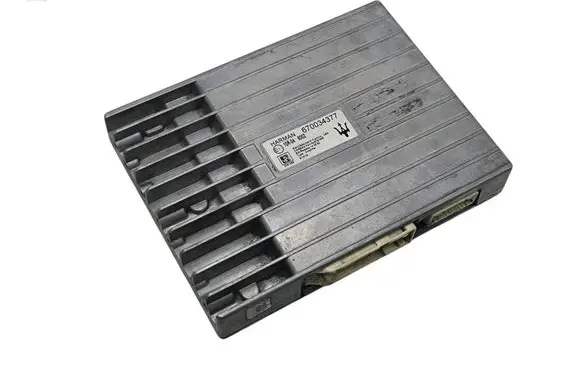 Maserati Ghibli Sound amplifier 670034377 10R046002