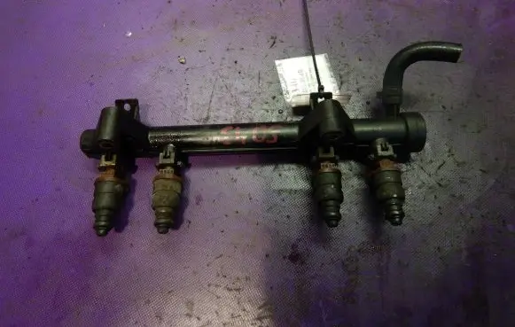Skoda Fabia Mk1 (6Y) Fuel main line pipe 047133319Q