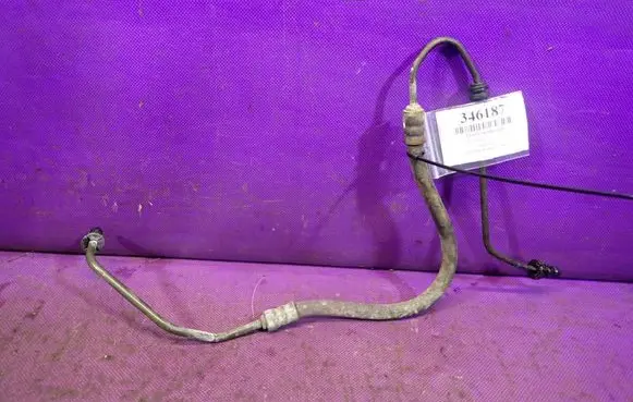 Volkswagen Touran I Clutch pipe/line 