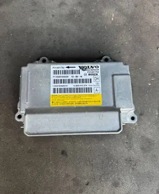 Volvo XC60 Airbag control unit/module 31451752