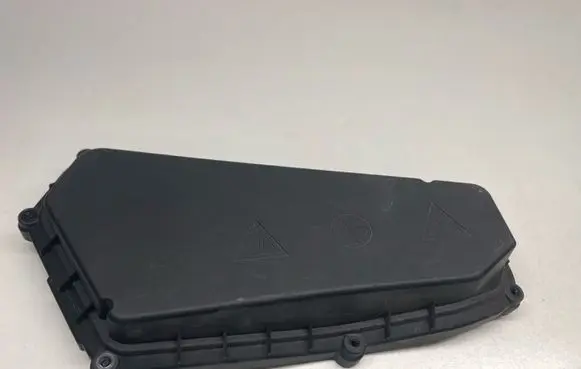 BMW 4 F36 Gran coupe Fuse box cover 8509914 12908509914