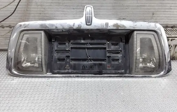 Lincoln LS Rear light center trim bar blend 1003900491101