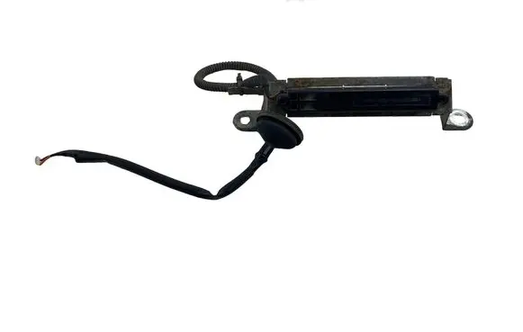 Toyota Prius (XW30) Keyless system antenna 8999747010