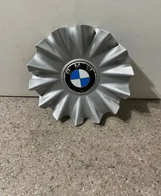 BMW 7 G11 G12 Original wheel cap 6868053