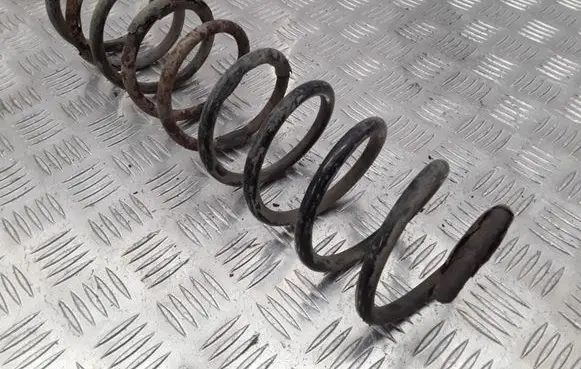 Renault Twingo I Rear coil spring