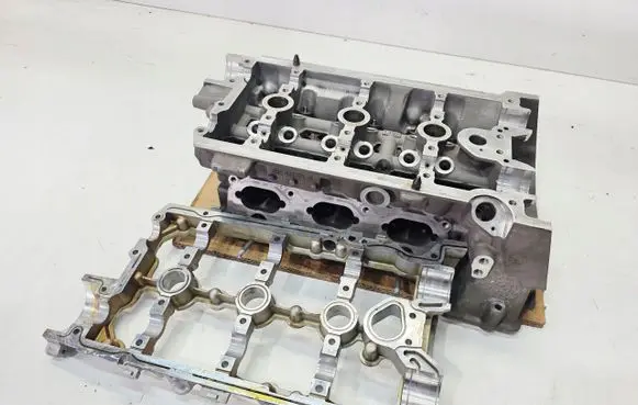 Audi A6 S6 C6 4F Engine head 