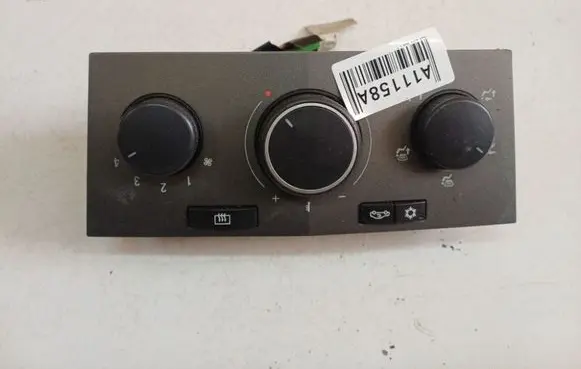 Opel Astra H Climate control unit 901512410005