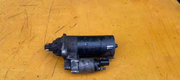 Volkswagen Transporter - Caravelle T5 Starter motor 02M911023P