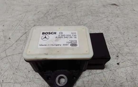 Mercedes-Benz E W212 ESP acceleration yaw rate sensor A0055422618 0265005735