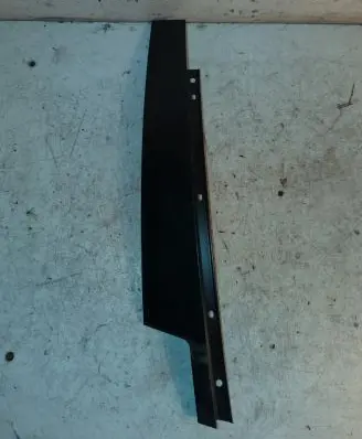 BMW 5 E60 E61 (B) Pillar trim (exterior) 